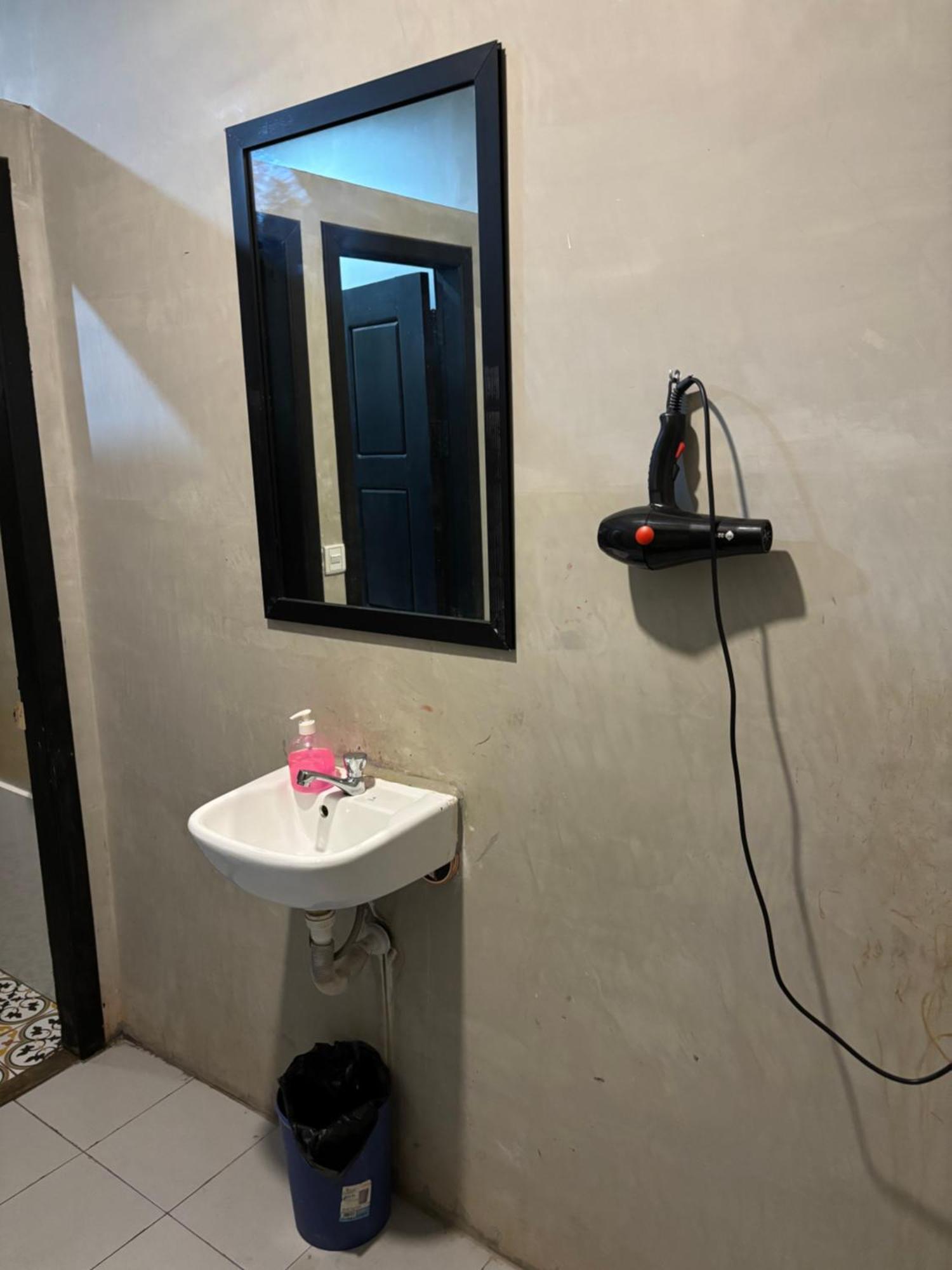 White Rabbit Hostel Siem Reap Ngoại thất bức ảnh